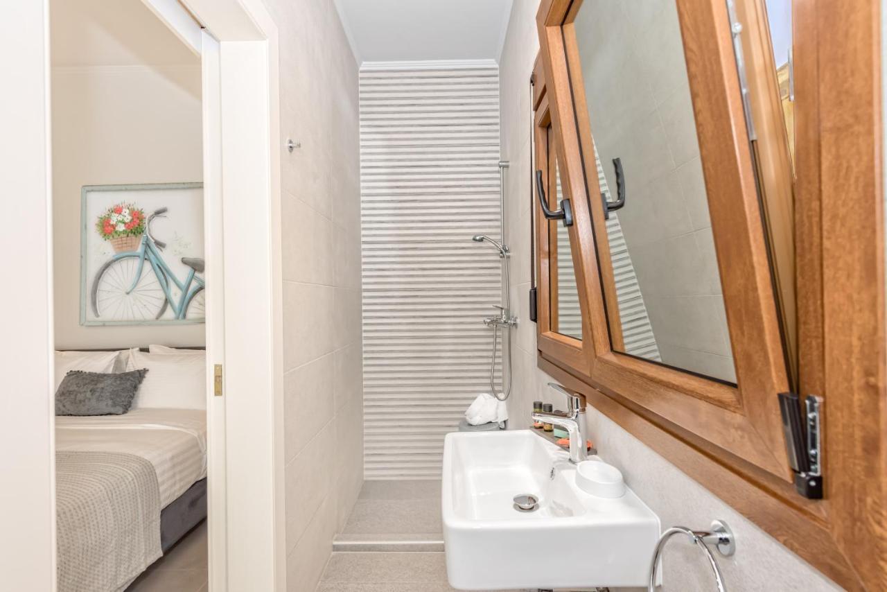 Seaview Apartment SUNRISE Near To Falassarna Beach Kolimvarion Exteriör bild